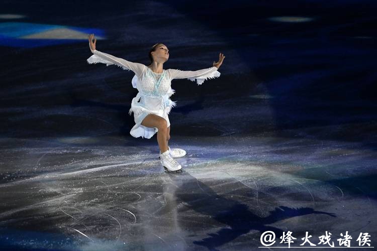 今年冬奥会我最期待花样滑冰，融合速度与力量，展现艺术与激情的完美结合