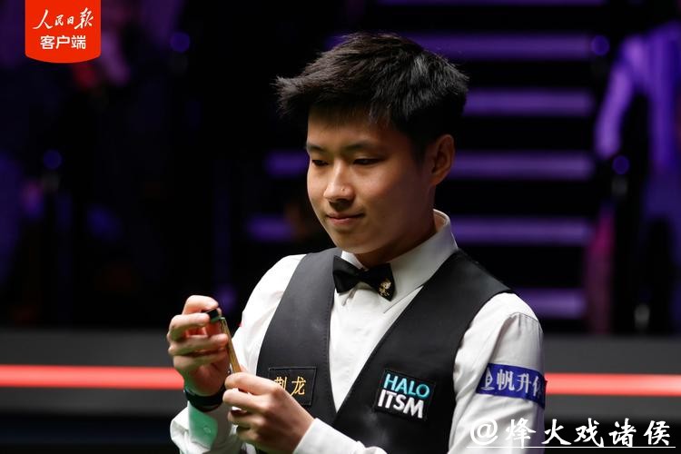 赵心童10-6张安达 首夺斯诺克世界大奖赛冠军