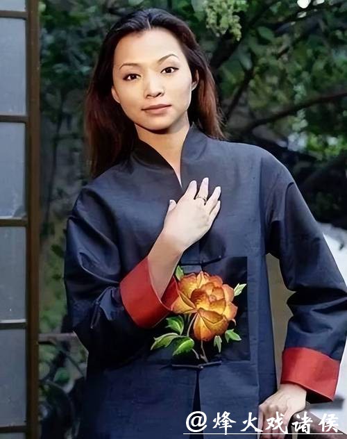 董卿生活变迁,淡出央视,独自带娃 董卿生活变迁,淡出央视,独自带娃